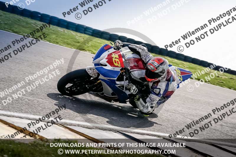 anglesey no limits trackday;anglesey photographs;anglesey trackday photographs;enduro digital images;event digital images;eventdigitalimages;no limits trackdays;peter wileman photography;racing digital images;trac mon;trackday digital images;trackday photos;ty croes